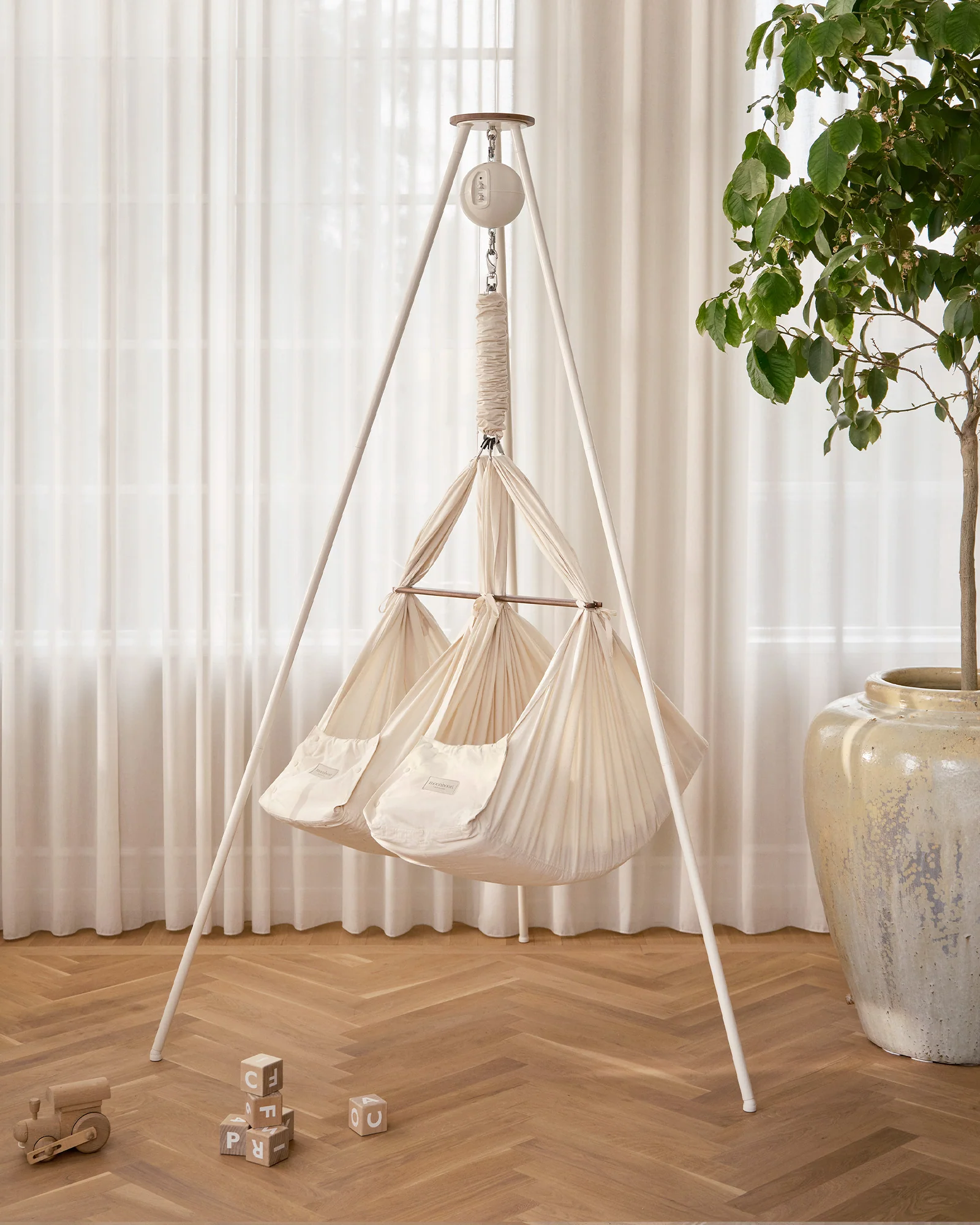 Classic Bundle - Zwillings-Federwiege Mieten - Image 2